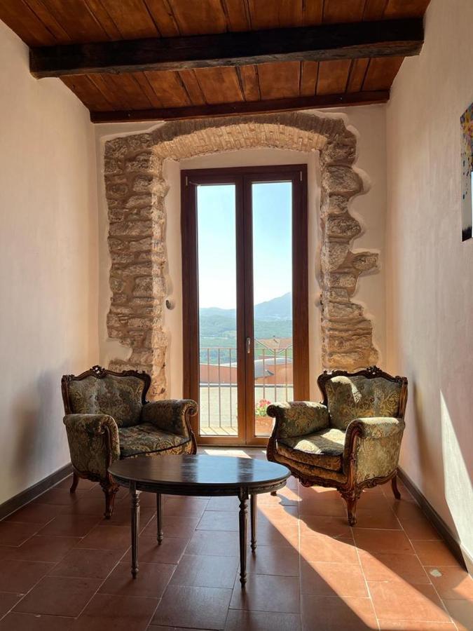 Bed and Breakfast Domus Vela Fornelli Exterior foto