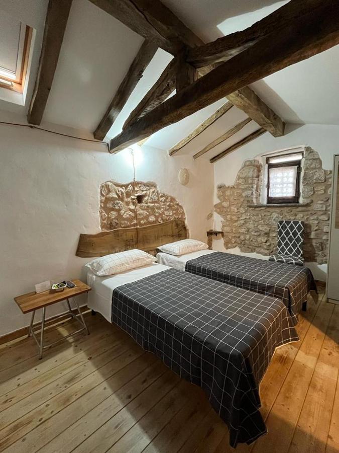 Bed and Breakfast Domus Vela Fornelli Exterior foto