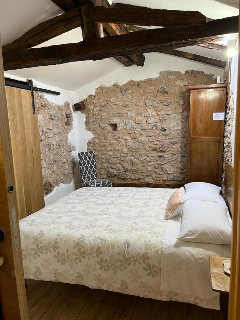 Bed and Breakfast Domus Vela Fornelli Exterior foto