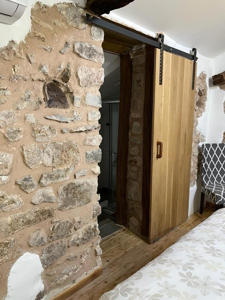 Bed and Breakfast Domus Vela Fornelli Exterior foto